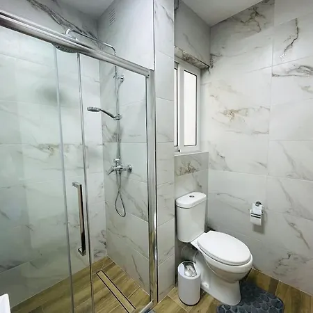 شقة Seabreeze 2 Bedroom Flat
