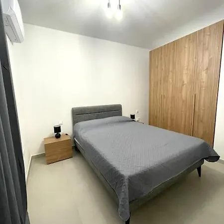 Seabreeze 2 Bedroom Flat Apartment Marsaskala